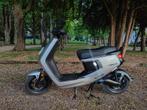 Scooter Électrique NIU 100km d'autonomie, Ophalen, Elektrisch, Zo goed als nieuw