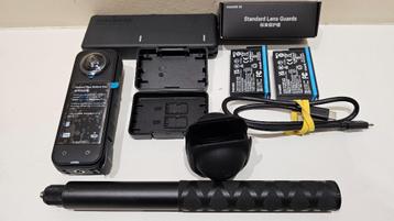 Insta360 X5 Essentials Bundle +veel accessoires beschikbaar voor biedingen