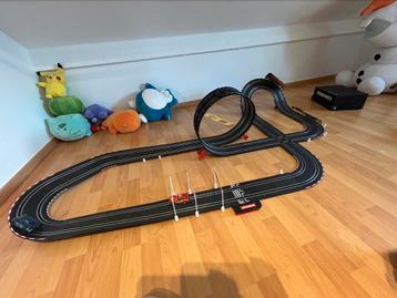 Carrera GO! Disney Pixar Cars  Circuit de course électrique, Électrique, Carrera, Enlèvement, À monter soi-même