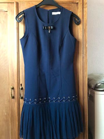Robe bleu marine Rinascimento beschikbaar voor biedingen