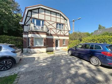 Maison à louer à Uccle, 3 chambres beschikbaar voor biedingen