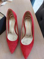 Rood schoenen 37 Caroline biss, Kleding | Dames, Schoenen, Zo goed als nieuw, Ophalen, Rood