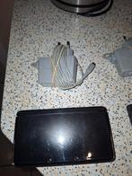 Black 3ds met originele lader, Consoles de jeu & Jeux vidéo, Consoles de jeu | Nintendo 2DS & 3DS, Enlèvement, 3DS
