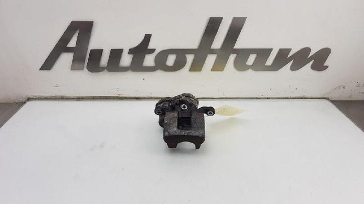 REMKLAUW RECHTS ACHTER Audi Q3 (8UB / 8UG) (01-2011/12-2019), Auto-onderdelen, Remmen en Aandrijving, Audi, Gebruikt