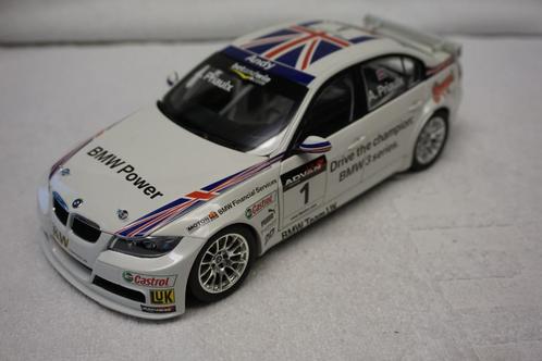 BMW  E90 320si #1 A. Priaulx '1:18 Kyosho 80430429067, Hobby & Loisirs créatifs, Voitures miniatures | 1:18, Comme neuf, Voiture