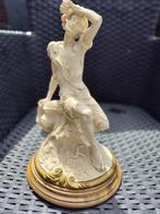 Grand statue Capodimonte, jeune homme, excellent état, Antiek en Kunst, Ophalen