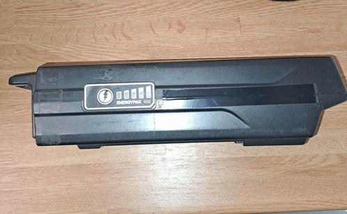Fiets accu batterij met de lader, Fietsen en Brommers, Fietsaccessoires | Fietsaccu's, Zo goed als nieuw, Ophalen of Verzenden