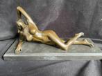 Bronzen liggend naakt, J.Patoue erotisch zuiver fraai brons, Antiek en Kunst, Kunst | Beelden en Houtsnijwerken, Ophalen of Verzenden