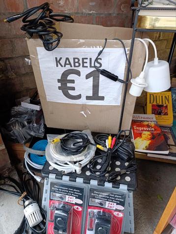 Electronica kabels voor power, telefoon, netwerk, usb, Hdmi  beschikbaar voor biedingen