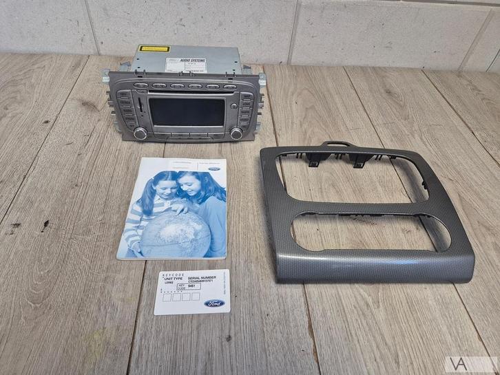 Ford Focus 2 2007 - 2011 radio navigatie +frame 8m5t18k931gd, Auto-onderdelen, Dashboard en Schakelaars, Ford, Gebruikt, Ophalen of Verzenden