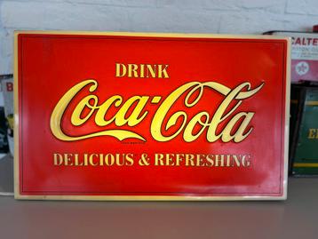 Oude Coca Cola reclame lichtbak beschikbaar voor biedingen