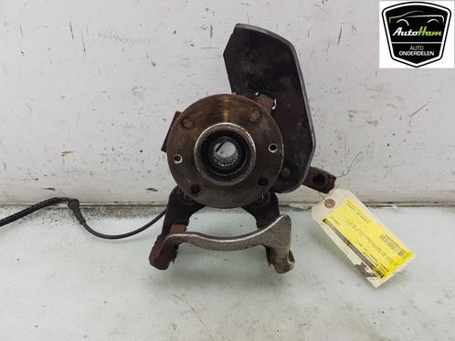FUSEE RECHTS VOOR Renault Twingo II (CN) (|8200663593|), Auto-onderdelen, Ophanging en Onderstel, Renault, Gebruikt