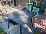 Tuintafel met 4 stoelen, Ophalen, 4 zitplaatsen, Kunststof, Gebruikt