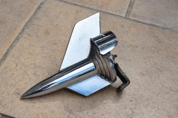 motorkap embleem Chevrolet Bel Air 1957 usa oldtimer, Antiek en Kunst, Curiosa en Brocante, Ophalen of Verzenden