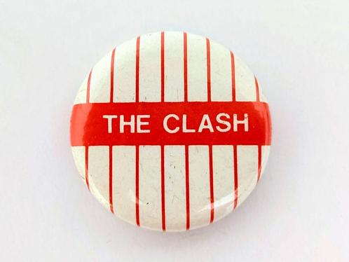 vintage The Clash speldje button, Verzamelen, Speldjes, Pins en Buttons, Gebruikt, Button, Overige onderwerpen, Ophalen of Verzenden