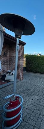 Terrasverwarmer met volle bus, Ophalen