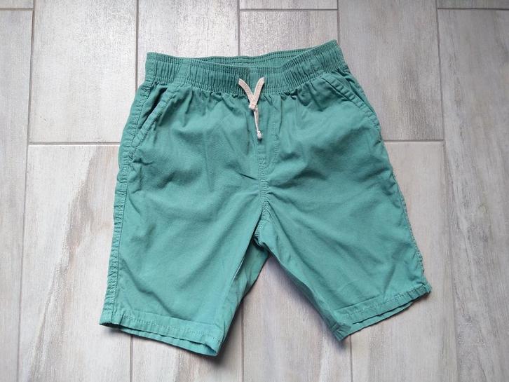 ★ M134/140 - Korte broek Kiabi, Kinderen en Baby's, Kinderkleding | Maat 134, Zo goed als nieuw, Jongen, Broek, Ophalen of Verzenden
