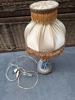 Schattige lamp met bloemenmeisje, Ophalen of Verzenden