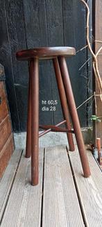 Oude houten kruk, Ophalen, Gebruikt, Hout