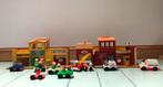 Vintage Fisher-Price play family village (‘73), Kinderen en Baby's, Speelgoed | Fisher-Price, Ophalen, Gebruikt