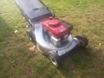 Zelftrekker honda, Tuin en Terras, Grasmaaiers, Ophalen of Verzenden