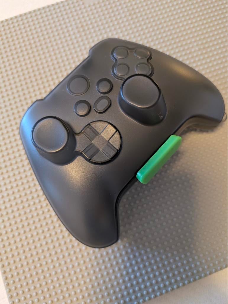 Xbox series X en S TomToc controller bescherming, Ophalen of Verzenden, Zo goed als nieuw