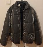 Versace Classic V2 Puffer Jas, Kleding | Dames, Maat 46/48 (XL) of groter, Ophalen of Verzenden, Zo goed als nieuw, Versace