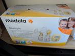 Medela Freestyle elektronische borstkolf, Ophalen of Verzenden, Zo goed als nieuw