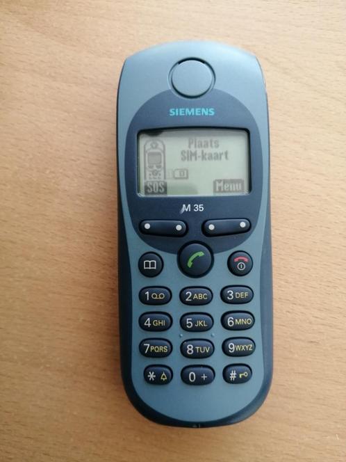 MOET NU WEG!! MOOIE VINTAGE SIEMENS M35 MOBIELE GSM + BOEKJE, Verzamelen, Retro, Overige typen, Verzenden