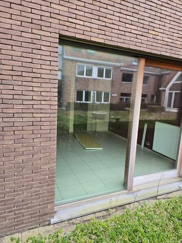 Meranti (dubbel glas) schuiframen (3,09 m x 2,60 m hoogte), Doe-het-zelf en Bouw, Ophalen, Gebruikt, 225 cm of meer, Inclusief glas
