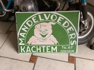 Mandelvoeders  beschikbaar voor biedingen