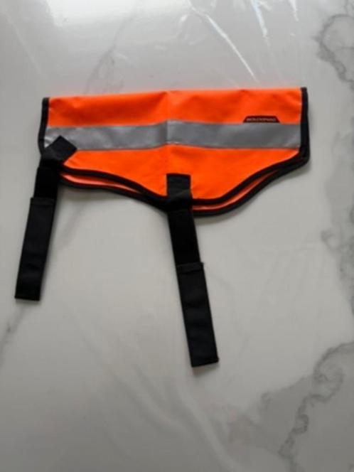 Fluovestje hond Solognac- M, Dieren en Toebehoren, Hondenkleding, Zo goed als nieuw, Hondenjas, Ophalen