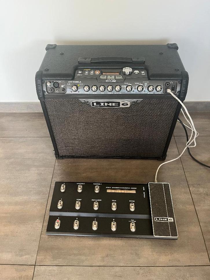 Line 6 Spider Jam met MKII Pedalboard, Muziek en Instrumenten, Versterkers | Bas en Gitaar, Gebruikt, Gitaar, 50 tot 100 watt