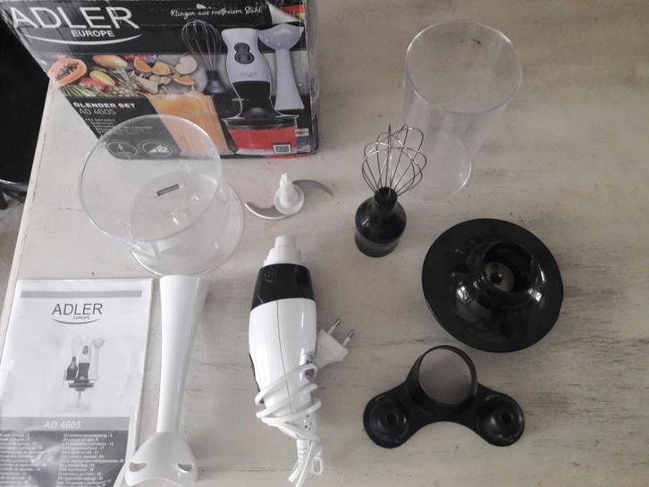 Elektrische garde en maatbeker - ADLER Blenderset AD 4605, Elektronische apparatuur, Keukenmixers, Gebruikt, 4 liter of meer, 2 snelheden