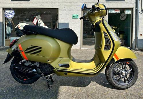 Vespa gts super 125cc, Fietsen en Brommers, Scooters | Overige merken, Zo goed als nieuw, Ophalen
