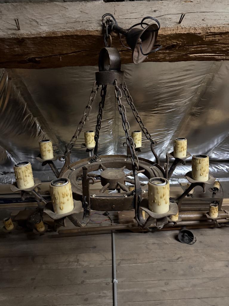 Kroonluchter, Ophalen