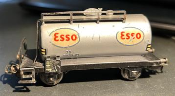 2737. Wagon-citerne « Esso » H0 Märklin.