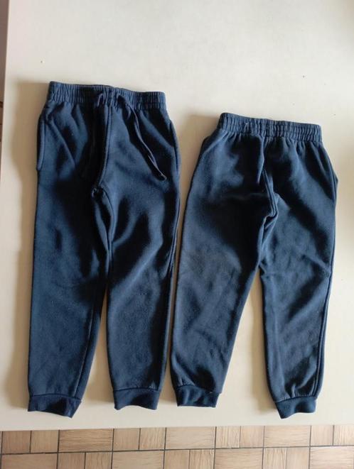 donker blauwe broeken maat 116, Kinderen en Baby's, Kinderkleding | Maat 116, Zo goed als nieuw, Broek, Ophalen of Verzenden