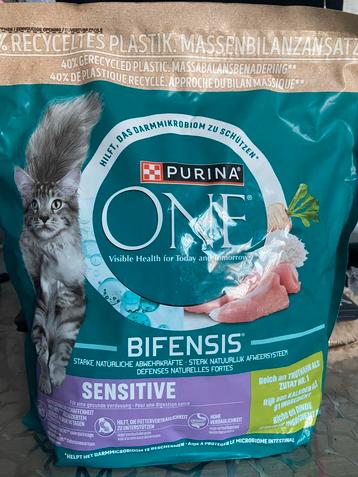 Kattenvoer beschikbaar voor biedingen