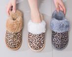 New collection Leo pantoffels 3 kleuren €12, Vêtements | Femmes, Chaussettes & Bas, Enlèvement ou Envoi, Neuf, Blanc