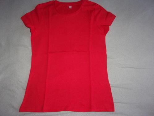 splinternieuwe meisjes t - shirt. Maat 140, Kinderen en Baby's, Kinderkleding | Maat 140, Nieuw, Meisje, Shirt of Longsleeve, Ophalen of Verzenden