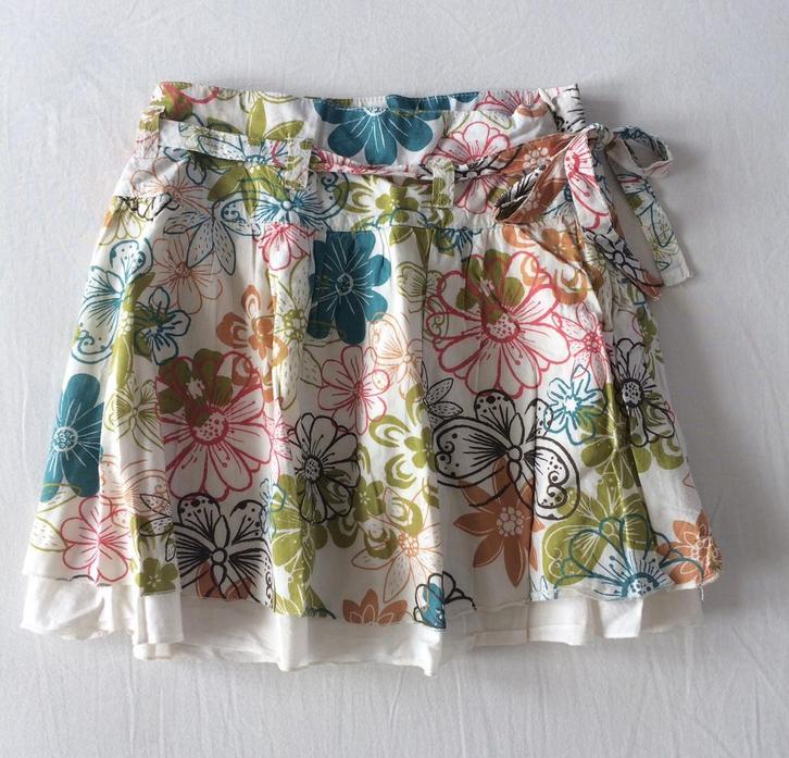 zomer rokje 3 Suisses 4 j 104, Kinderen en Baby's, Kinderkleding | Maat 104, Gebruikt, Meisje, Jurk of Rok, Ophalen of Verzenden