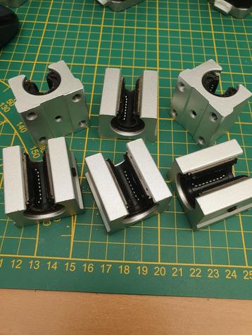 6 lineaire kogellagers voor open glijlagers vr bediening pc  beschikbaar voor biedingen