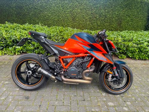 Ktm super duke 1290 gen 3 met 7900 km van bouwjaar 2021, Motos, Motos | KTM, Particulier, Naked bike, plus de 35 kW, 2 cylindres