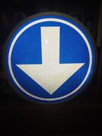 reflecterend richtingsteken, Doe-het-zelf en Bouw, Platen en Panelen, Ophalen of Verzenden, Zo goed als nieuw