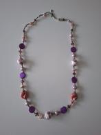 Ketting met veel kleuren en slotje, Ophalen