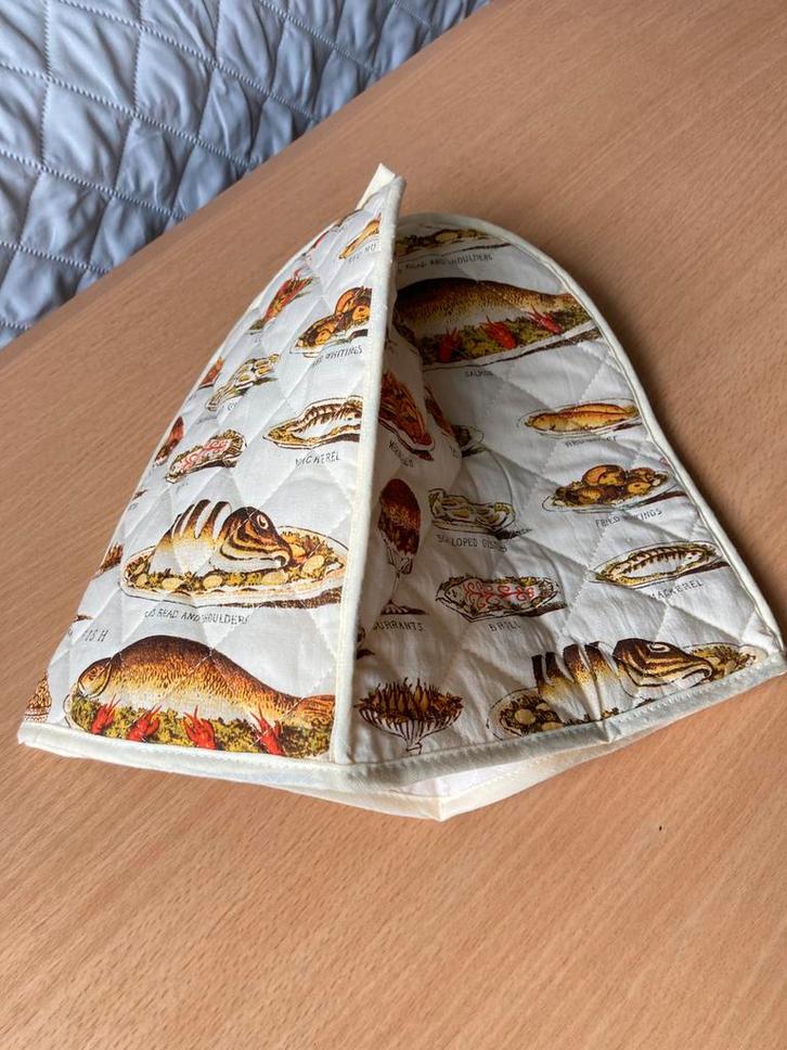 Prachtige vintage nieuw theemuts, Huis en Inrichting, Keuken | Textiel, Ophalen of Verzenden