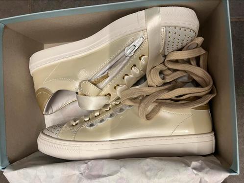 Banalina schoenen maat 34, Kinderen en Baby's, Kinderkleding | Schoenen en Sokken, Nieuw, Schoenen, Ophalen