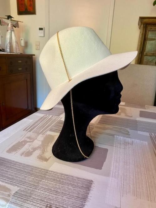 Chapeau femme, blanc, taille 56, marque Albinea, Kleding | Dames, Hoeden en Petten, Nieuw, Hoed, 56 of 57 cm (M, 7 of 7⅛ inch)