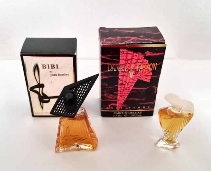 Set 2 prachtige parfumminiaturen, Verzamelen, Parfumverzamelingen, Nieuw, Miniatuur, Gevuld, Verzenden